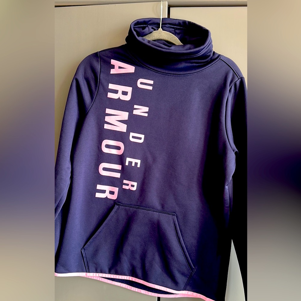 Under Armour Hoodie - Size Medium